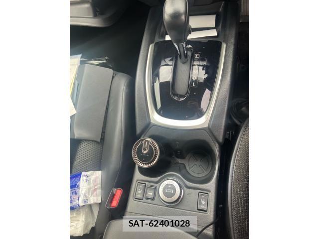 Nissan X-TRAIL HYBRID 2015-08 8147083-21