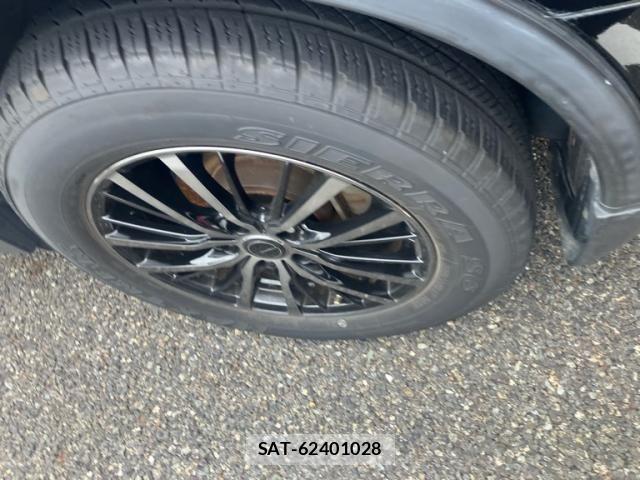Nissan X-TRAIL HYBRID 2015-08 8147083-6