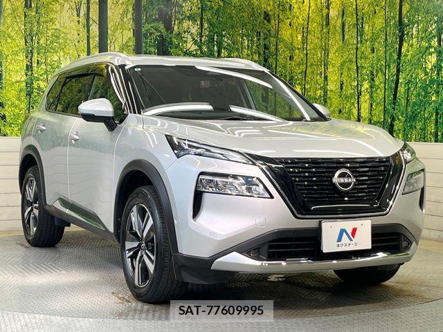 Nissan X-TRAIL HYBRID 2022-08 8159584-15