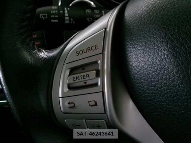 Nissan X-TRAIL HYBRID 2015-05 8159585-22