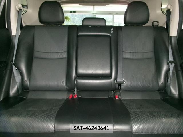 Nissan X-TRAIL HYBRID 2015-05 8159585-8