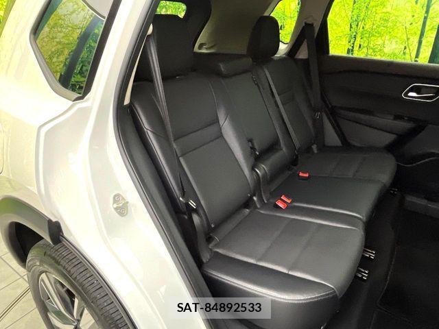 Nissan X-TRAIL HYBRID 2024-03 8211165-8