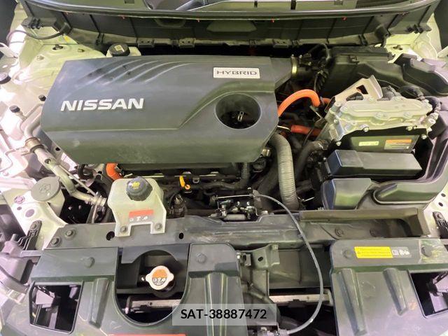 Nissan X-TRAIL HYBRID 2019-09 8211170-17