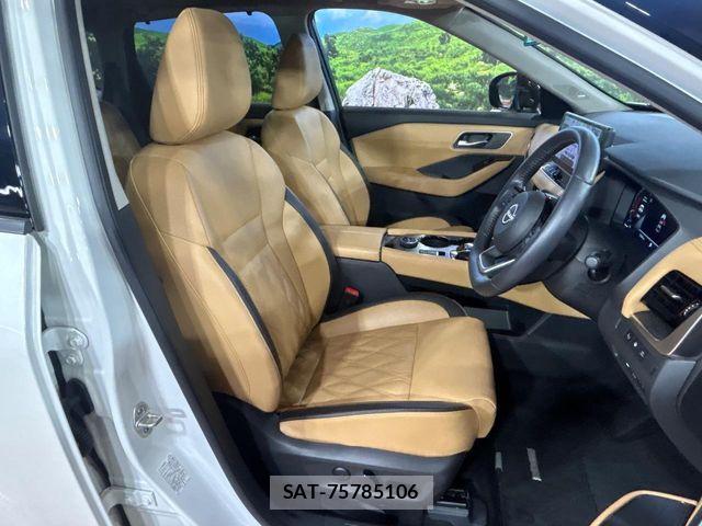 Nissan X-TRAIL HYBRID 2024-04 8211162-8
