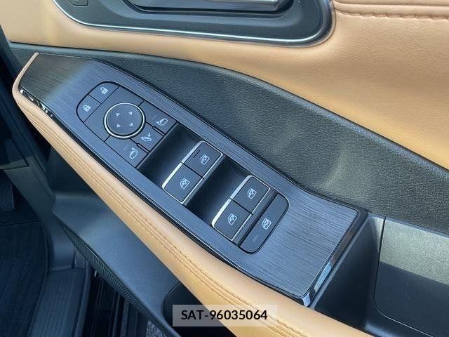 Nissan X-TRAIL HYBRID 2024-01 8211164-17