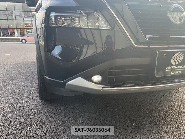 Nissan X-TRAIL HYBRID 2024-01 8211164-24