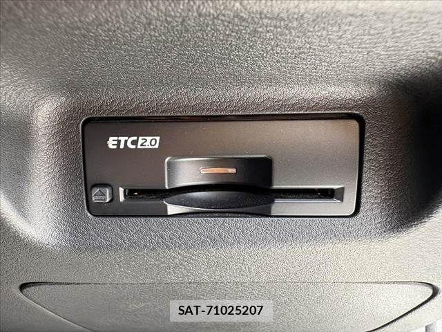 Nissan X-TRAIL HYBRID 2024-06 8211167-26
