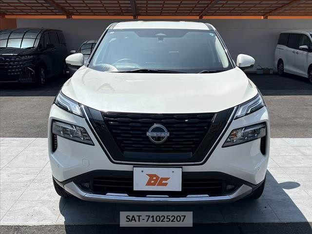 Nissan X-TRAIL HYBRID 2024-06 8211167-8