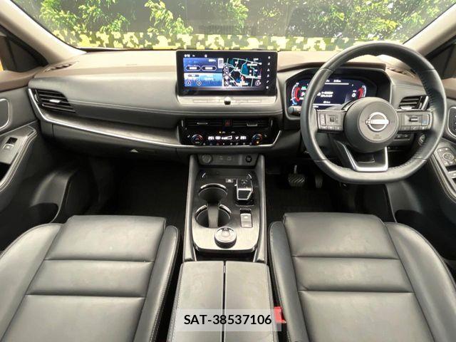 Nissan X-TRAIL HYBRID 2022-08 8211168-1