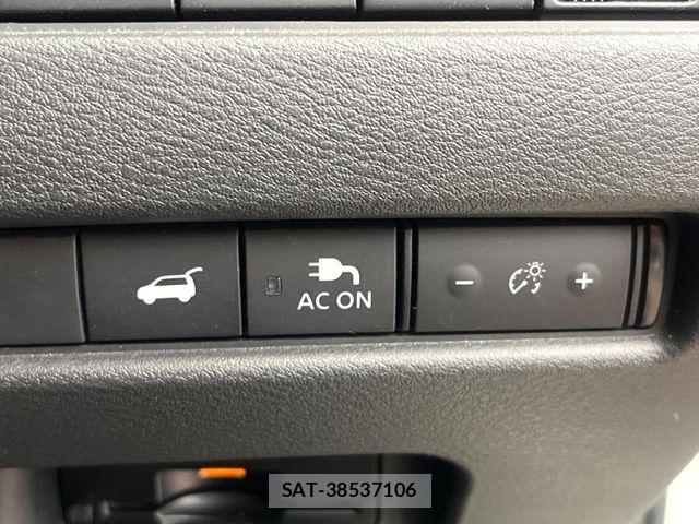 Nissan X-TRAIL HYBRID 2022-08 8211168-6