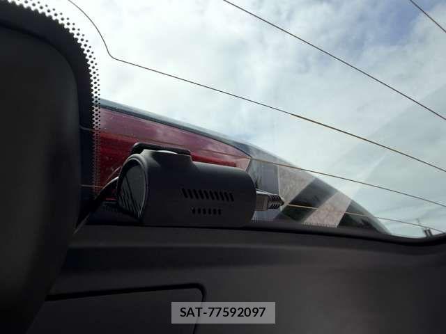 Nissan X-TRAIL HYBRID 2026-02 8211163-19