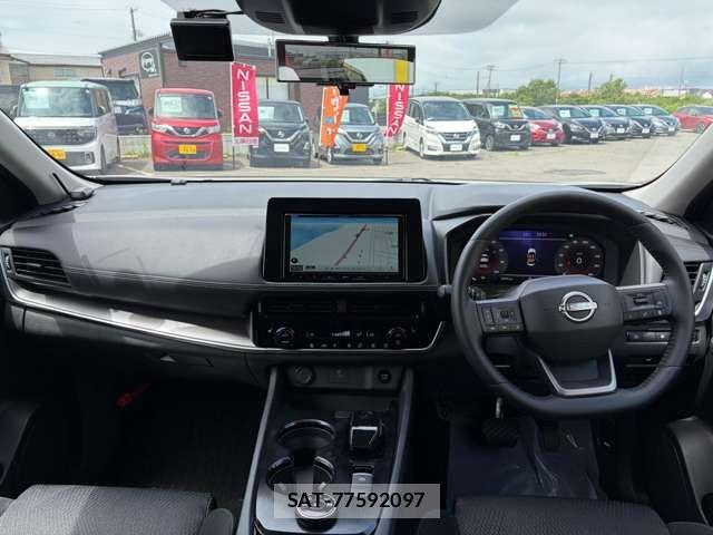 Nissan X-TRAIL HYBRID 2026-02 8211163-2