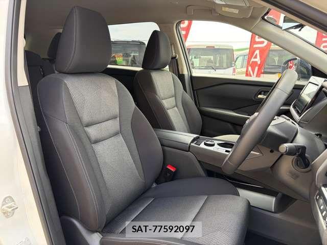 Nissan X-TRAIL HYBRID 2026-02 8211163-3
