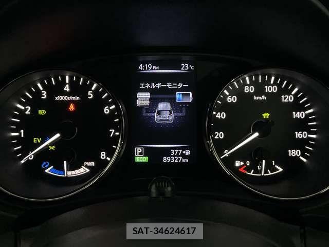 Nissan X-TRAIL HYBRID 2020-11 8211171-10