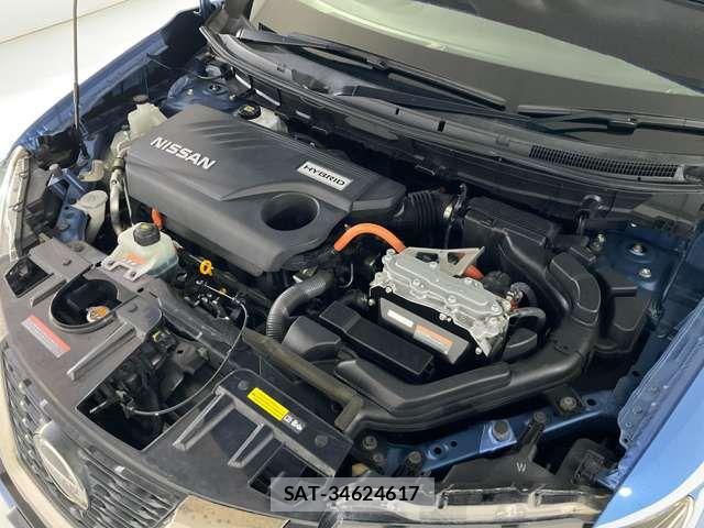 Nissan X-TRAIL HYBRID 2020-11 8211171-11