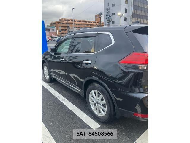 Nissan X-TRAIL HYBRID 2020-01 8232548-5