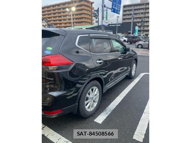 Nissan X-TRAIL HYBRID 2020-01 8232548-6