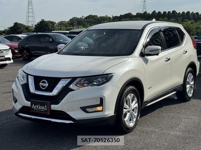 Nissan X-TRAIL HYBRID 2018-05 8232547-0