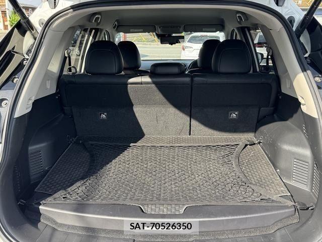 Nissan X-TRAIL HYBRID 2018-05 8232547-10