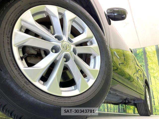 Nissan X-TRAIL HYBRID 2015-07 8232549-11