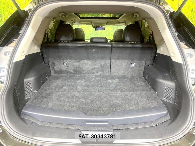 Nissan X-TRAIL HYBRID 2015-07 8232549-8