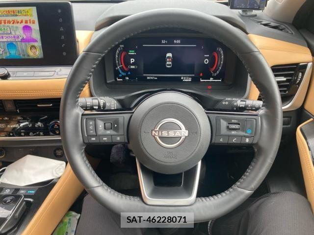 Nissan X-TRAIL HYBRID 2023-05 8232545-10
