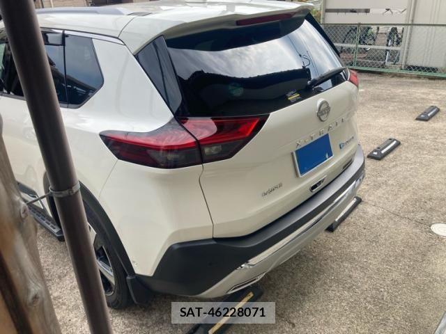 Nissan X-TRAIL HYBRID 2023-05 8232545-1