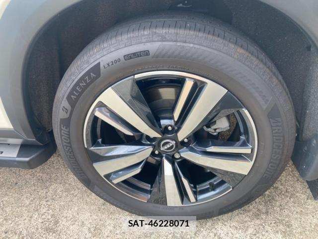 Nissan X-TRAIL HYBRID 2023-05 8232545-25