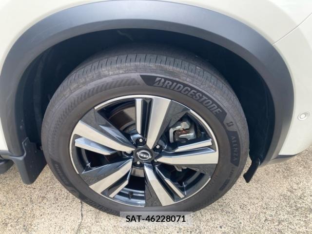 Nissan X-TRAIL HYBRID 2023-05 8232545-27