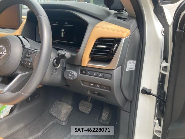 Nissan X-TRAIL HYBRID 2023-05 8232545-4