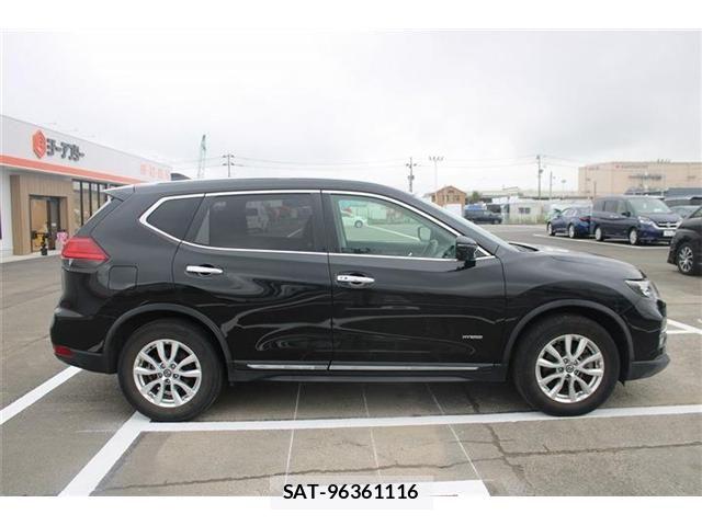 Nissan X-TRAIL HYBRID 2018-09 8247265-9