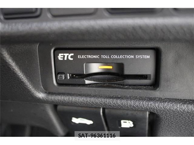 Nissan X-TRAIL HYBRID 2018-09 8247265-4