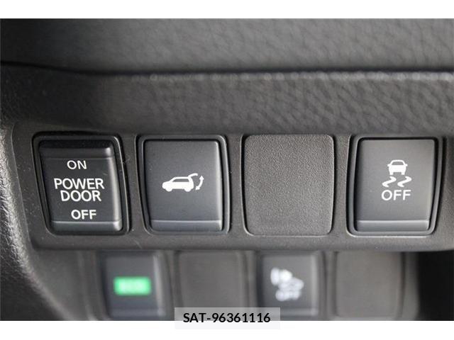 Nissan X-TRAIL HYBRID 2018-09 8247265-5