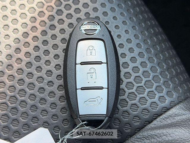 Nissan X-TRAIL HYBRID 2021-02 8318300-25