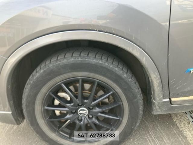 Nissan X-TRAIL HYBRID 2015-12 8318305-8