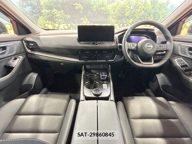 Nissan X-TRAIL HYBRID 2024-04 8318294-1