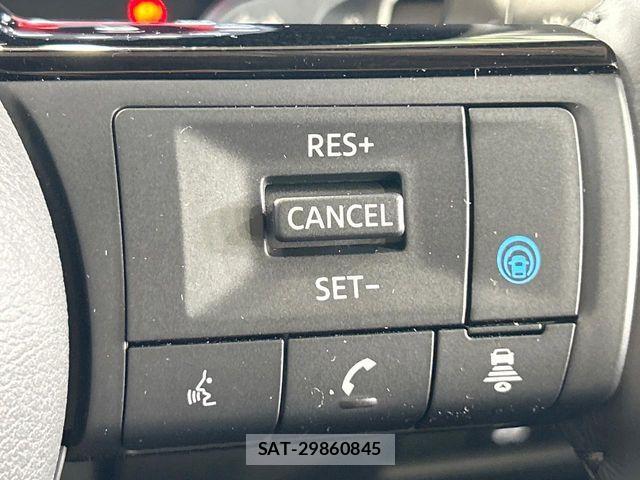 Nissan X-TRAIL HYBRID 2024-04 8318294-6