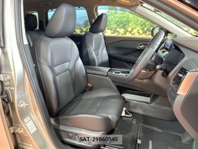 Nissan X-TRAIL HYBRID 2024-04 8318294-7