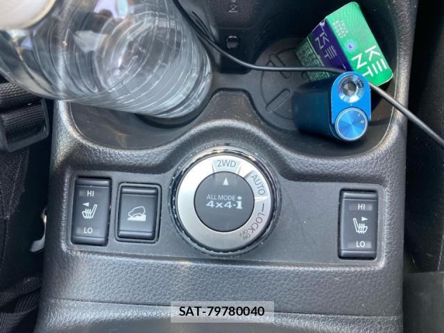 Nissan X-TRAIL HYBRID 2016-08 8318307-18