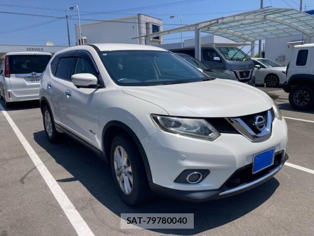 Nissan X-TRAIL HYBRID 2016-08 8318307-1