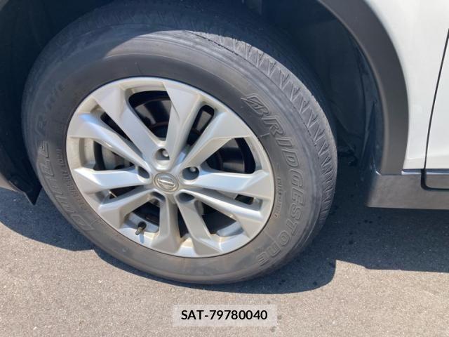 Nissan X-TRAIL HYBRID 2016-08 8318307-6