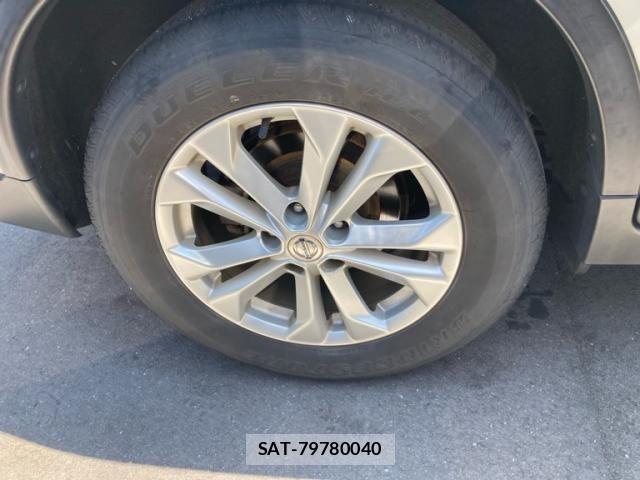 Nissan X-TRAIL HYBRID 2016-08 8318307-8