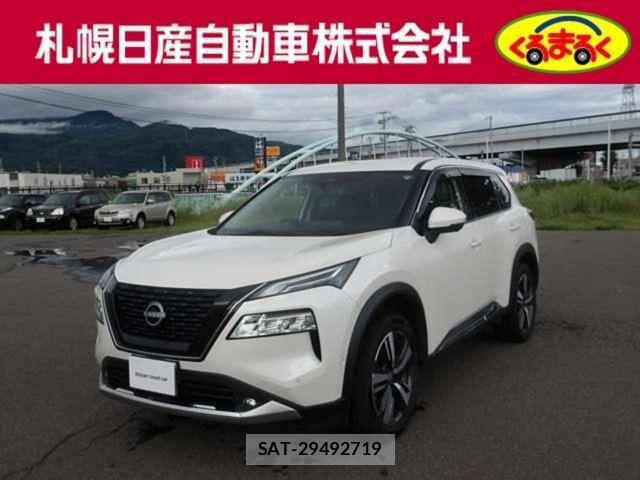 Nissan X-TRAIL HYBRID 2023-07 8318296-0
