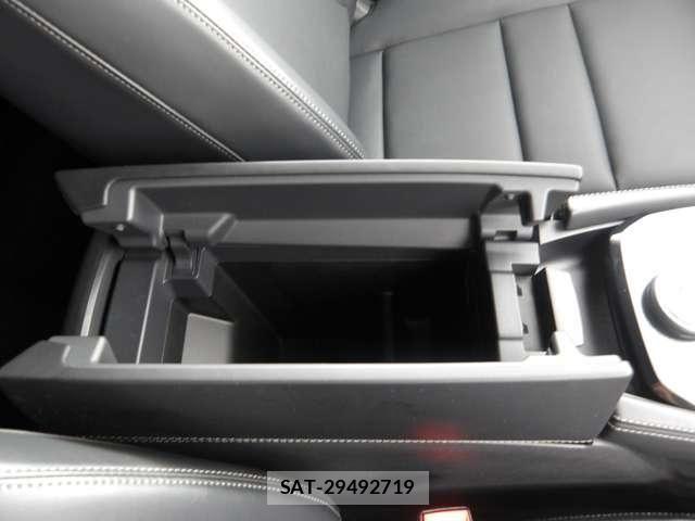 Nissan X-TRAIL HYBRID 2023-07 8318296-26