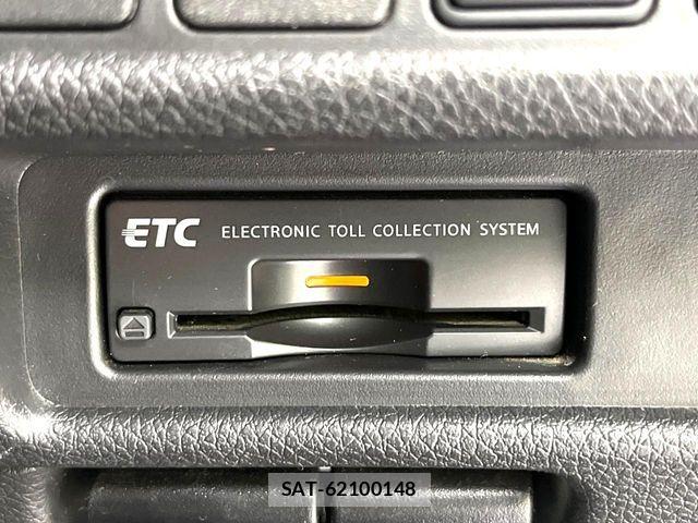 Nissan X-TRAIL HYBRID 2015-07 8318303-6