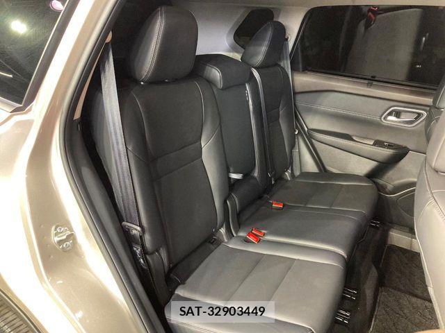 Nissan X-TRAIL HYBRID 2025-12 8338640-8