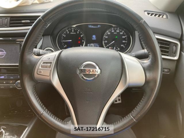 Nissan X-TRAIL HYBRID 2016-06 8338649-15