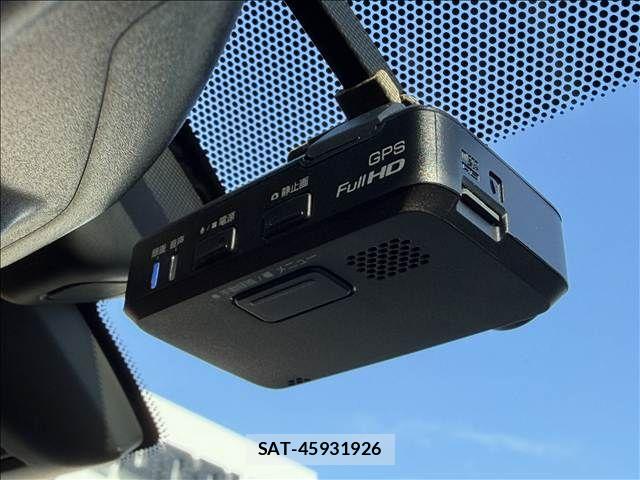 Nissan X-TRAIL HYBRID 2017-06 8355949-16