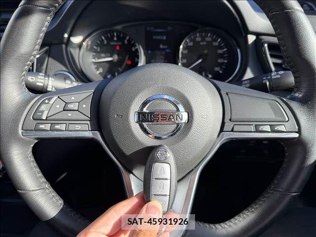 Nissan X-TRAIL HYBRID 2017-06 8355949-17