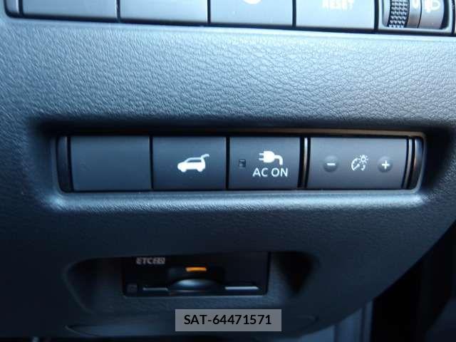 Nissan X-TRAIL HYBRID 2022-11 8369962-12
